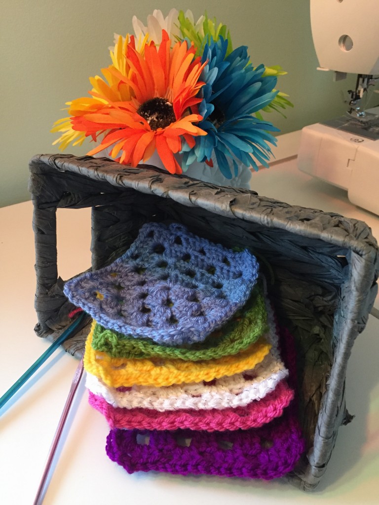 Traditional granny square #crochet #grannysquare #madamestitch