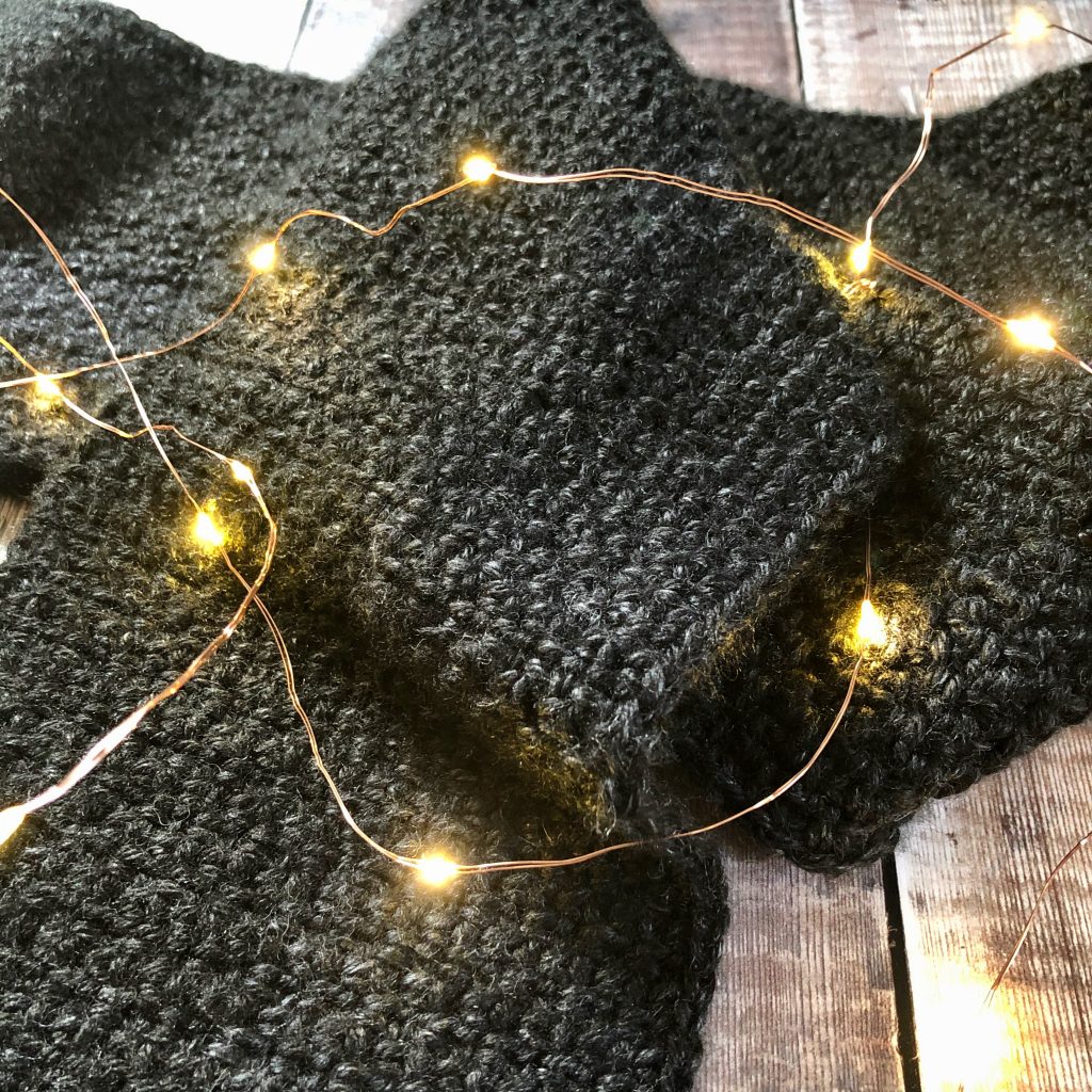 Men's Linen Stitch Scarf | Crochet Pattern by MadameStitch