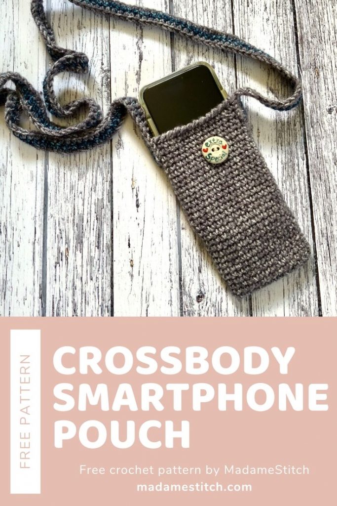 Crossbody Smartphone Pouch | Free crochet pattern by MadameStitch