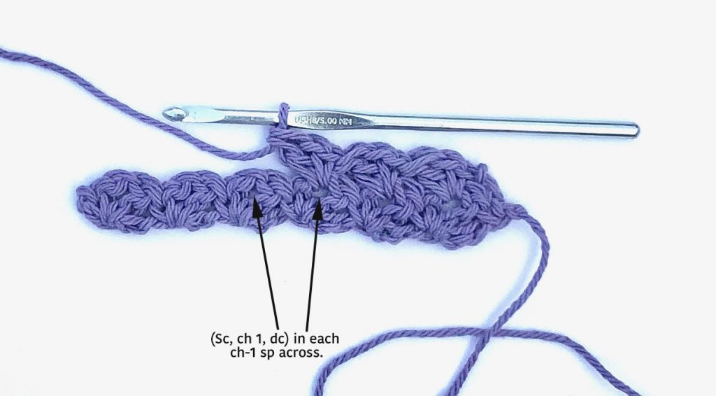 How to crochet the wattle stitch | Photo tutorial by MadameStitch