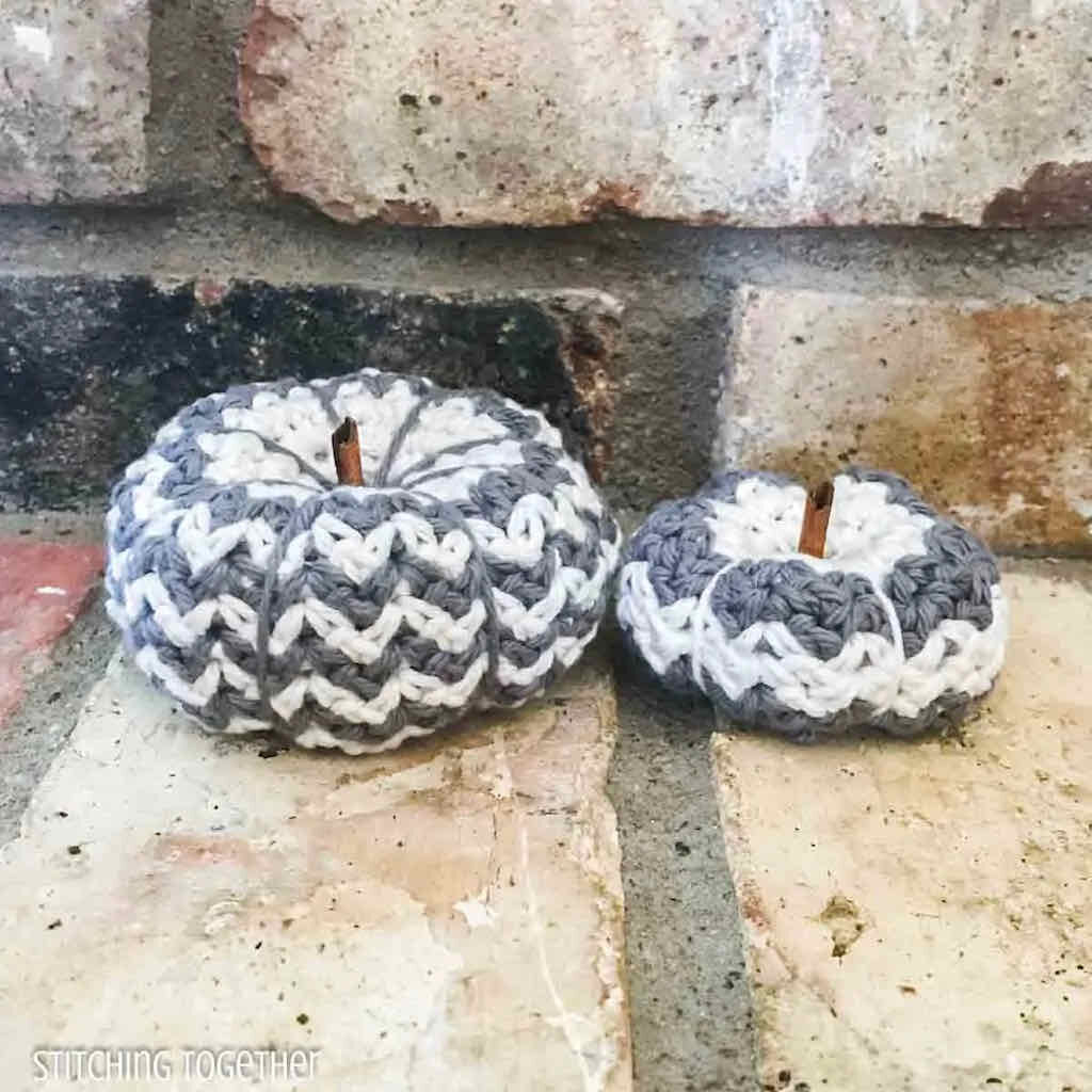 Country pumpkin crochet pattern
