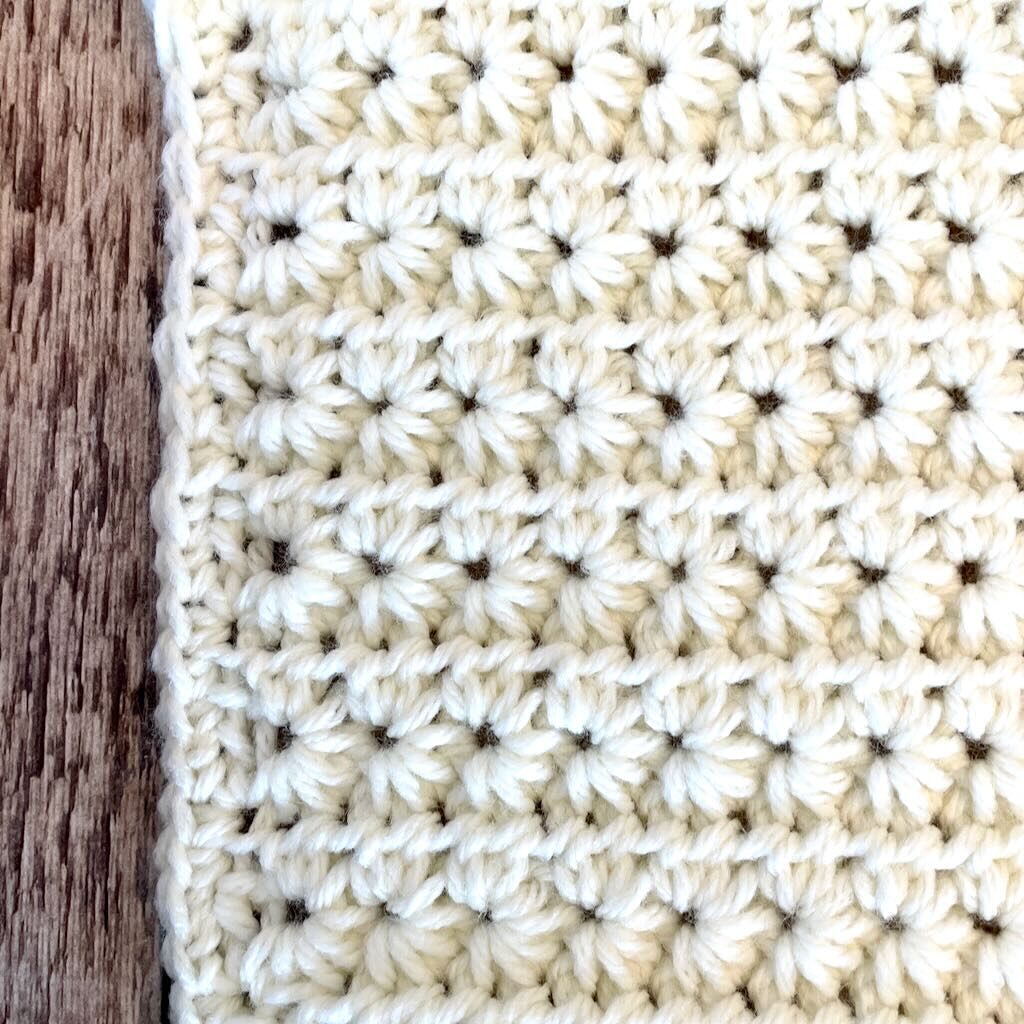 Closeup of the crochet star stitch