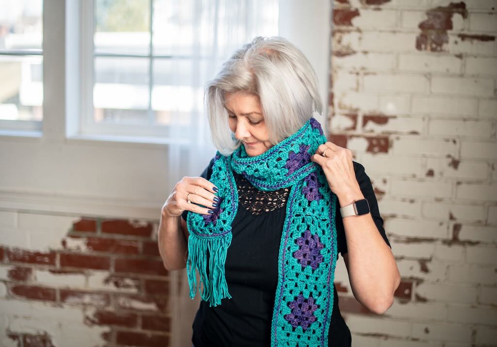 The perfect crochet granny square scarf pattern for beginners