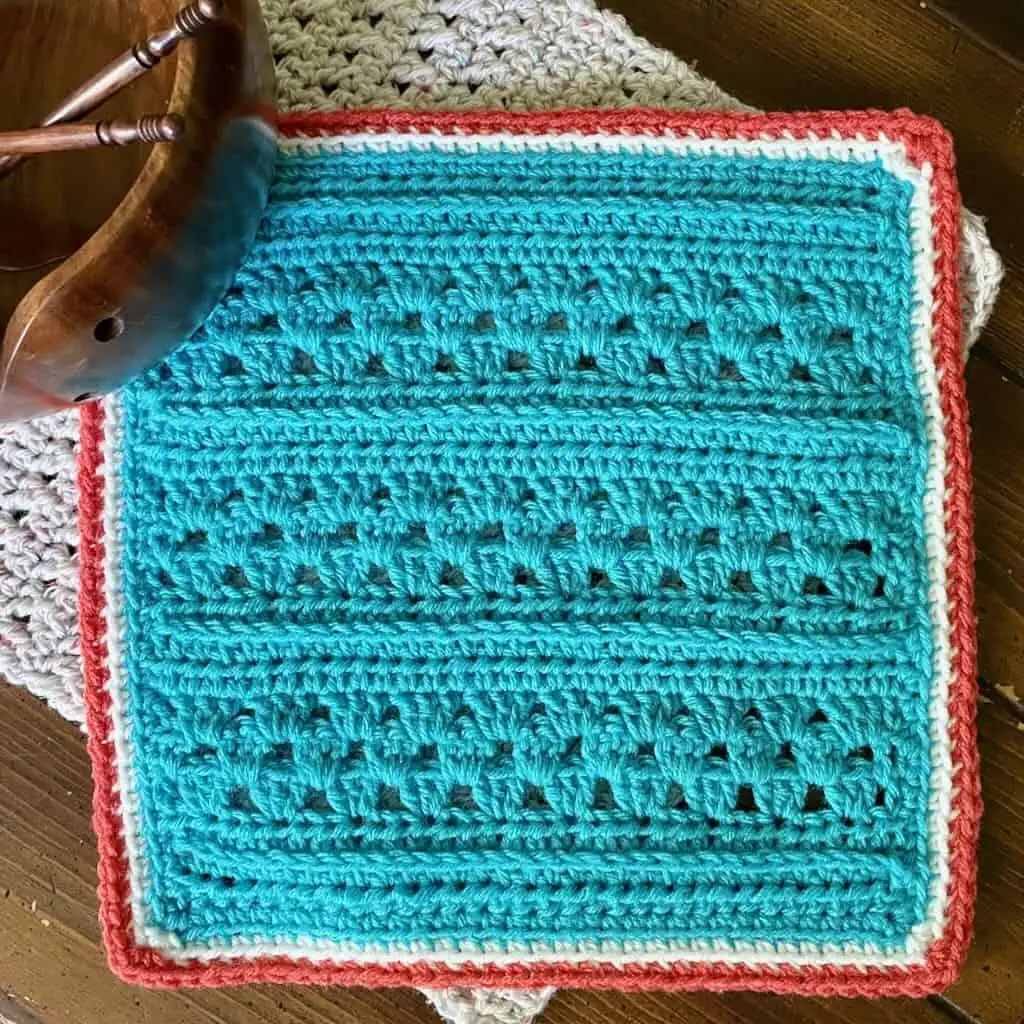 The Cordelia afghan square | A free crochet pattern by MadameStitch
