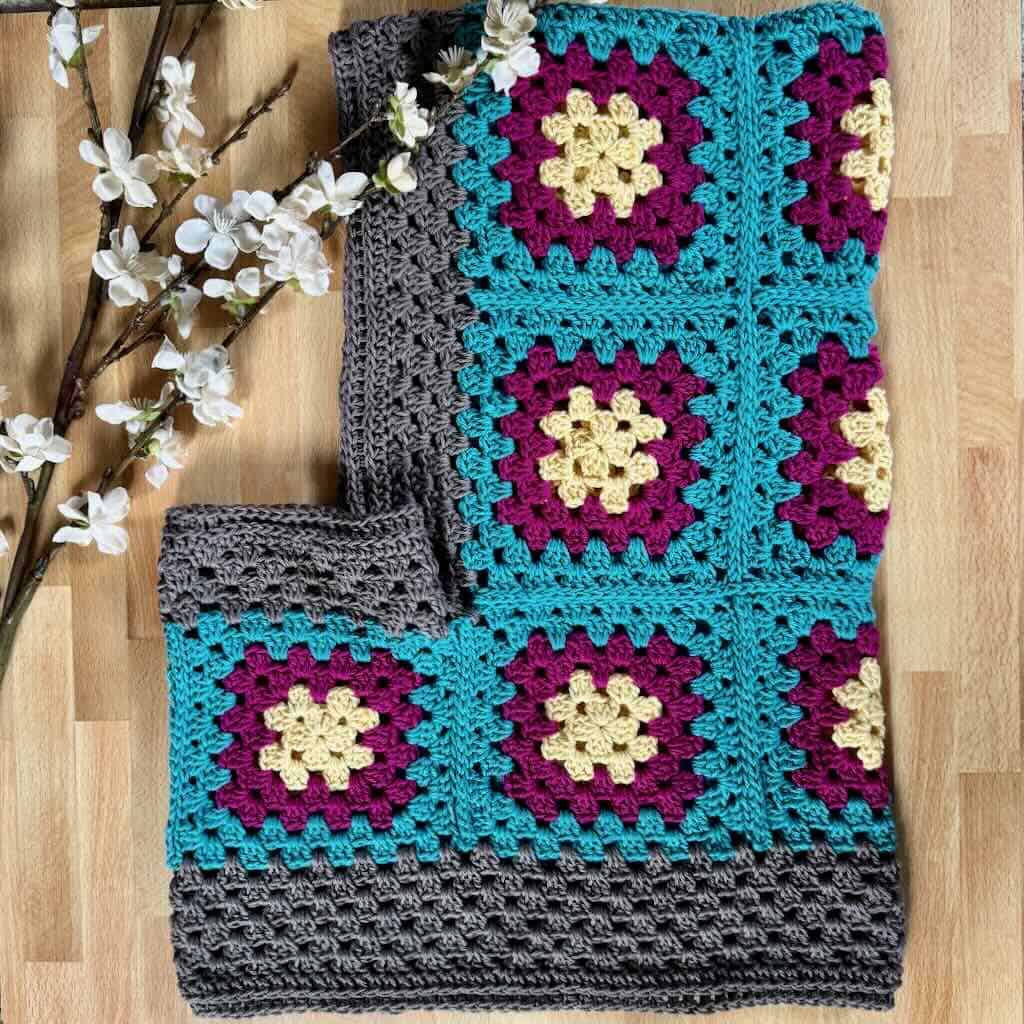 The Weekender Hooded Cowl uses the flat slip stitch seam.
