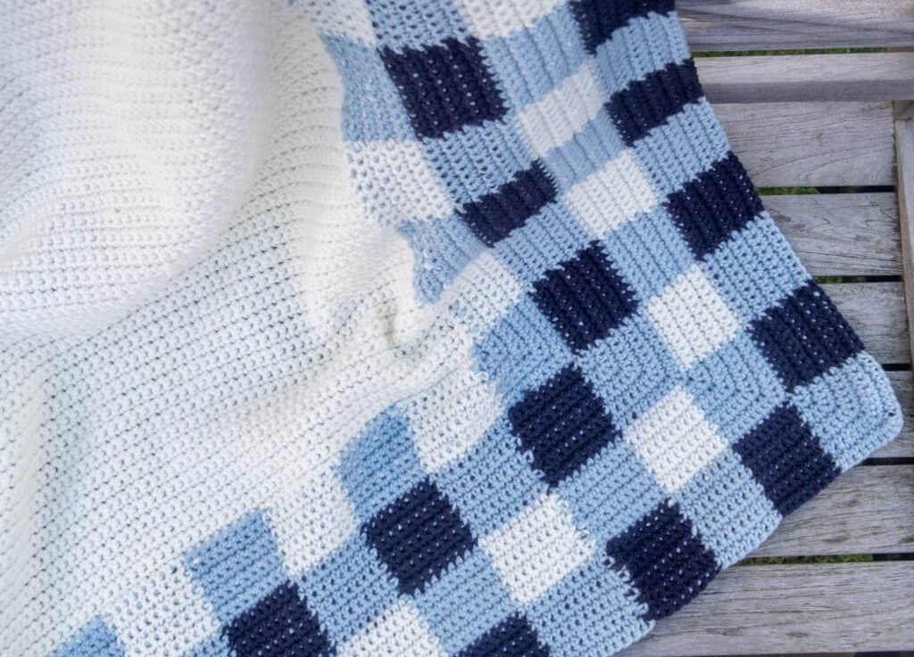 Gingham Edge Blanket by Knitting with Chopsticks